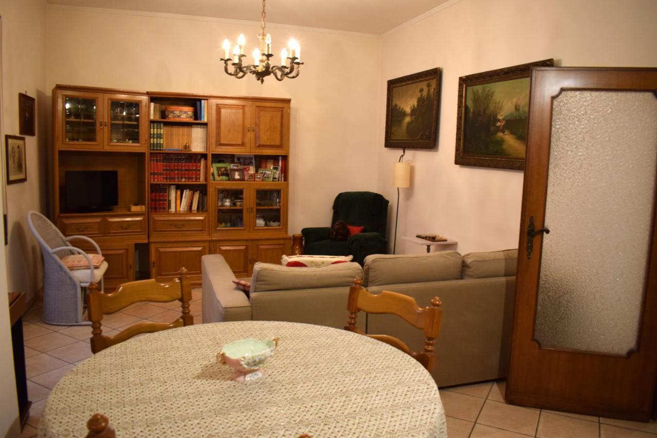 טיבולי טרמה Alf E Ann B&B מראה חיצוני תמונה