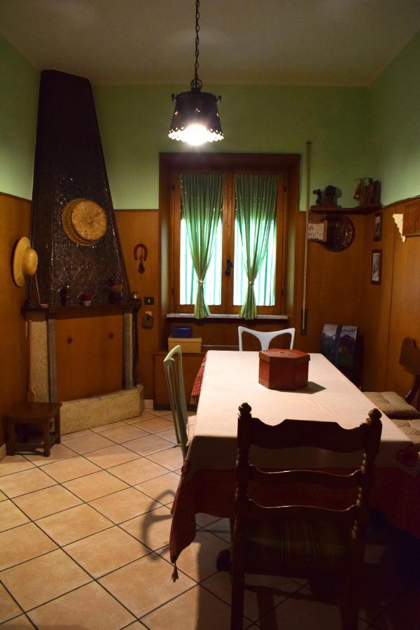 טיבולי טרמה Alf E Ann B&B מראה חיצוני תמונה