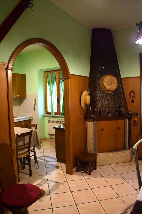 טיבולי טרמה Alf E Ann B&B מראה חיצוני תמונה